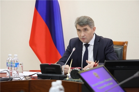 Олег Николаев поручил наладить в Чувашии действенный общественный контроль
