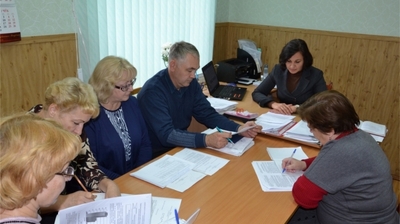 Алатырский район: вопросы подготовки к эпидемпериоду 2017-2018 года обсуждены на заседании комиссии