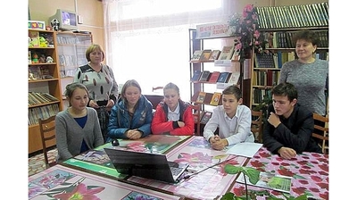 В Тораевской сельской библиотеке состоялся патриотический урок «Единством Россия сильна»