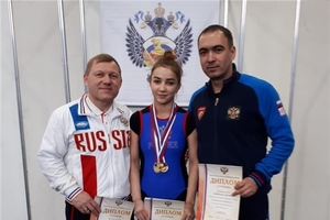 Полина Андреева – победительница первенства России по тяжёлой атлетике!
